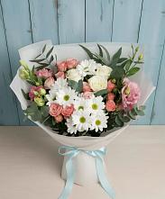Букет цветов из:  Розы, Лизиантусы и Хризантемы в Негомож