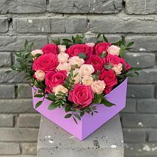 Цветочная композиция из Розы в коробке в Негомож