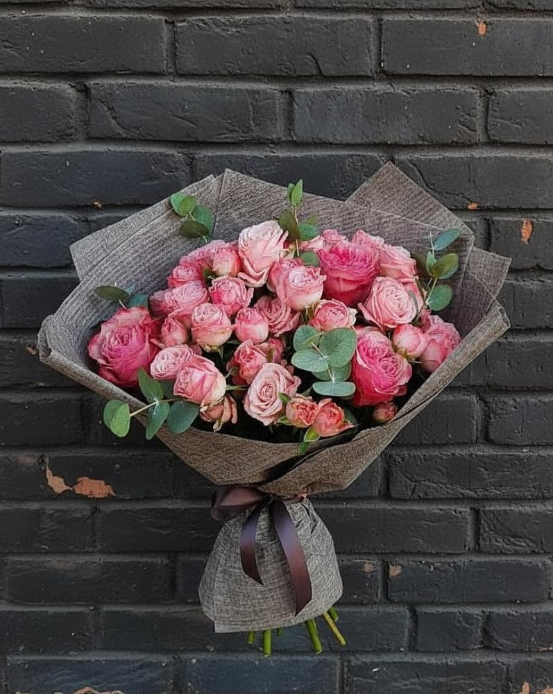 Букет цветов из: Розы в Негомож