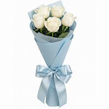 Букет 5 Белых роз Проуд в Негомож