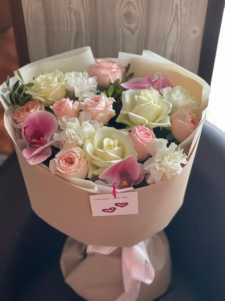 Букет цветов из: Орхидеи, Розы и Гвоздики в Негомож