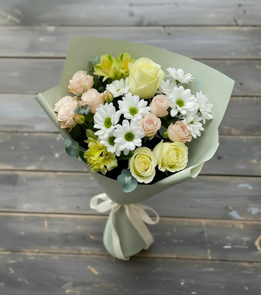 Букет цветов из: Альстромерии, Розы и Хризантемы в Негомож