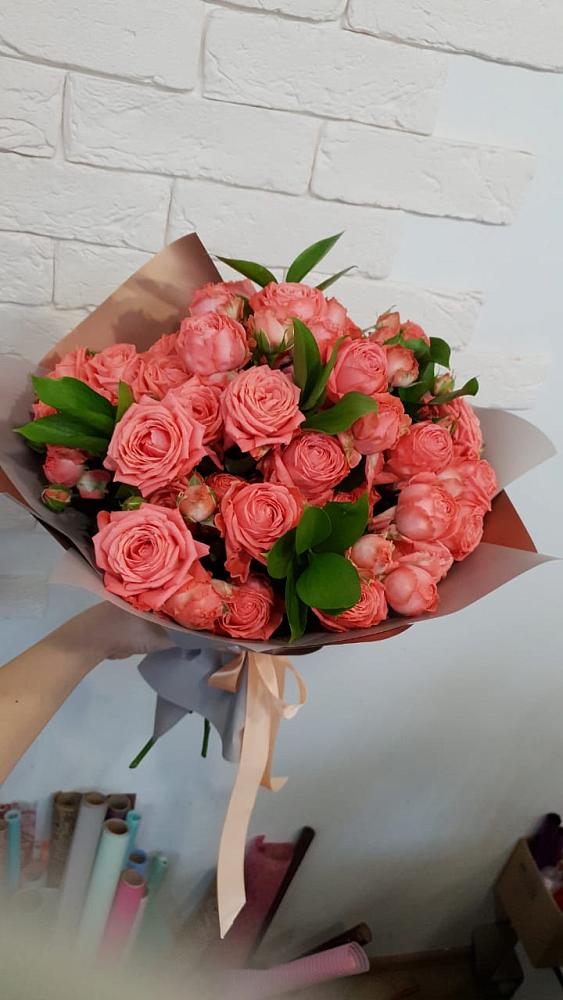 Букет цветов из: Розы в Негомож