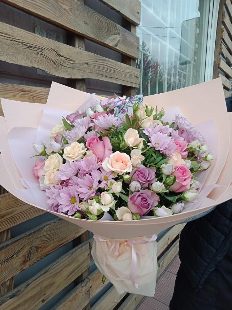 Букет цветов из: Розы и Хризантемы в Негомож