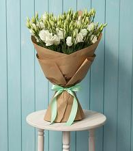 Букет цветов из:  Лизиантусы в Негомож