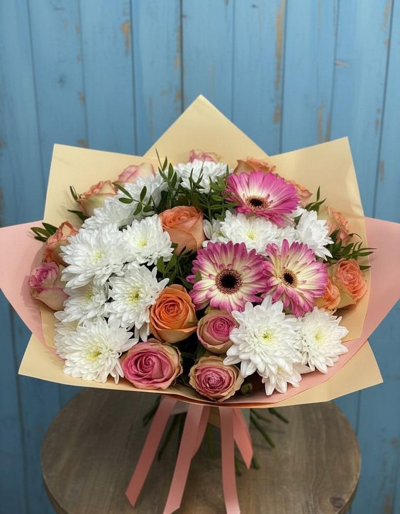Букет цветов из: Розы, Герберы и Хризантемы в Негомож