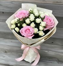 Букет цветов из:  Розы в Негомож