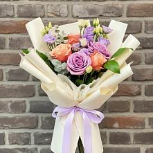 Букет цветов из:  Лизиантусы и Розы #REPLACE_PRED# Негомож