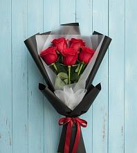 Букет цветов из:  Розы в Негомож